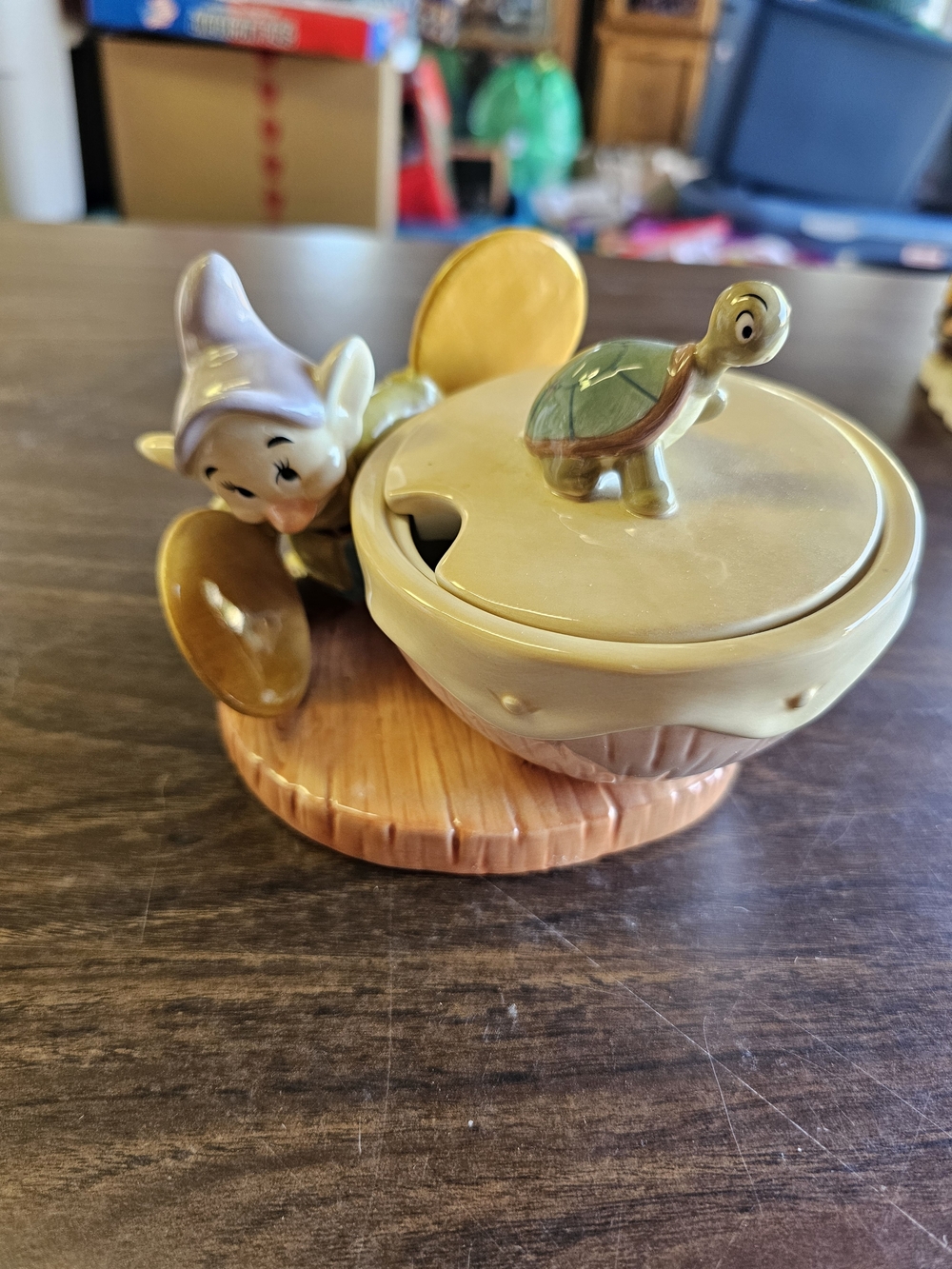 Ceramic Dwarf & Turtle Decorative Sugar Bowl in Cream and Pastel Green💚💚
